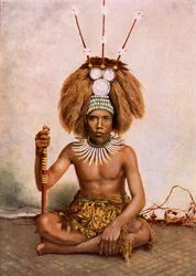 Un Manaia, il figlio di un capo samoano (Matai) con un copricapo tuiga, 1890-1910